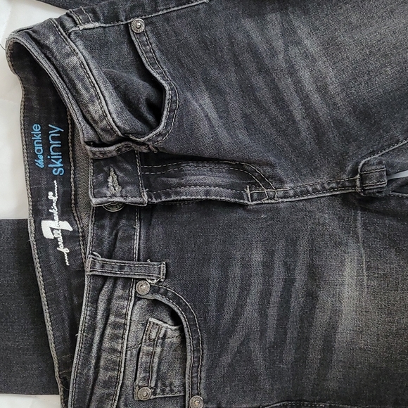 7 For All Mankind Girl's The Ankle Skinny Size 8 Black NWOT - Picture 2 of 8